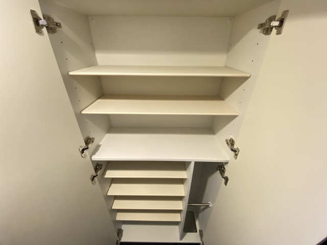 シューズボックス