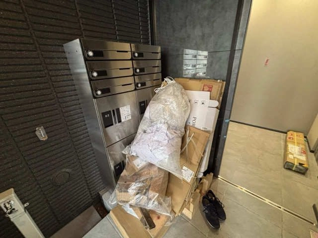 メールBOX（建築中）