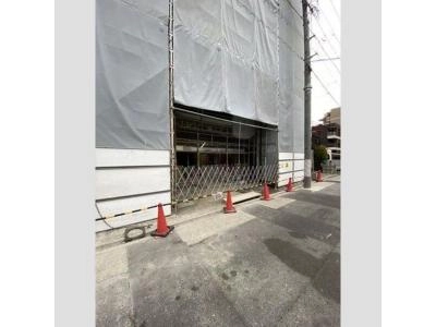 エントラ  ンス