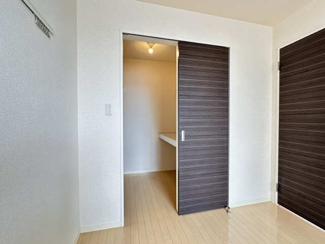 収納（南洋室）