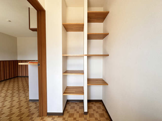 収納棚（玄関）