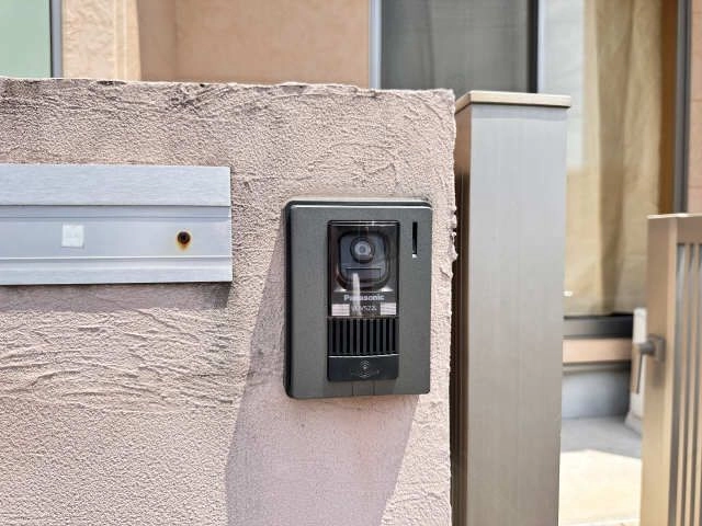 モニター付きインターホン