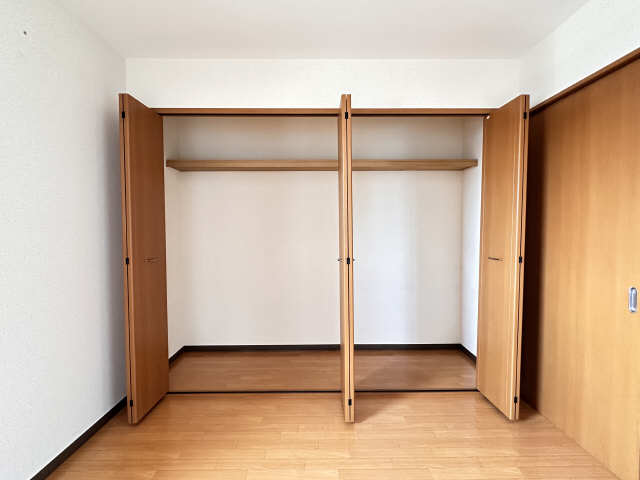 収納（2階南洋室）