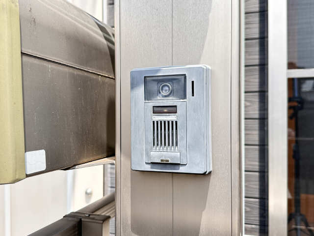 モニター付きインターホン