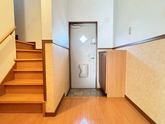 玄関内