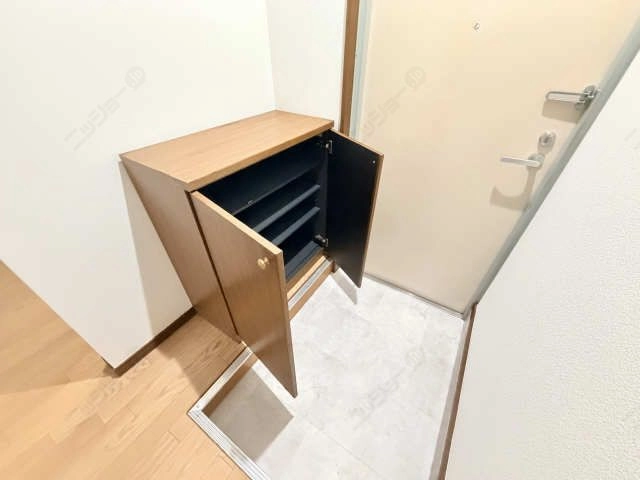 シューズボックス