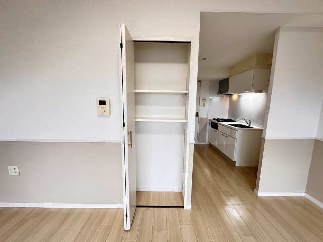 収納（リビング）