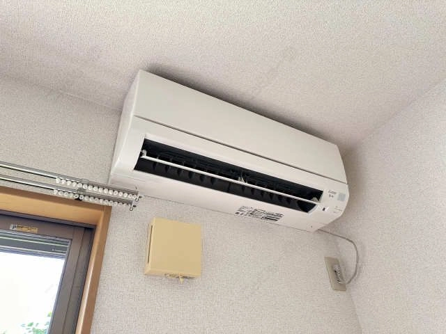 エアコン(リビング)