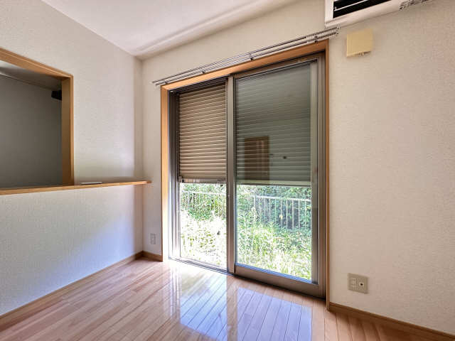 シャッター雨戸（リビング）