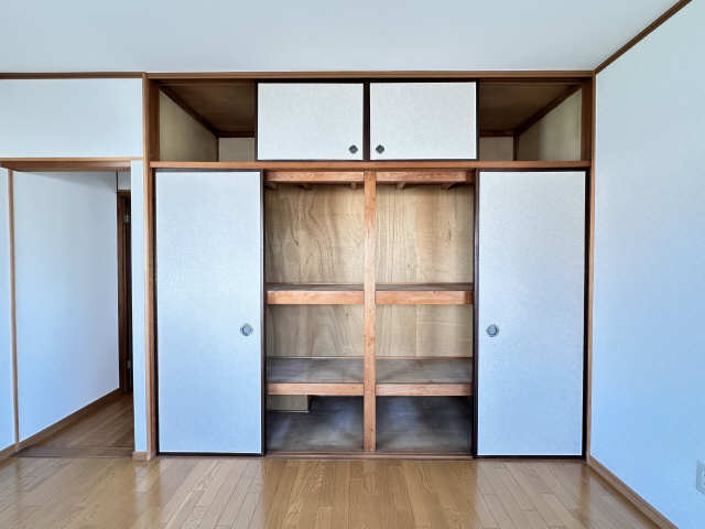 収納（２階７畳洋室）