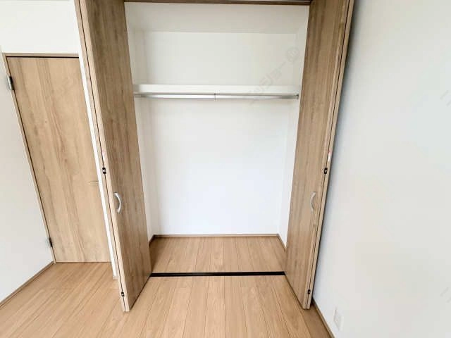 収納（南東洋室）
