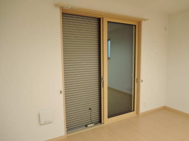 シャッター雨戸