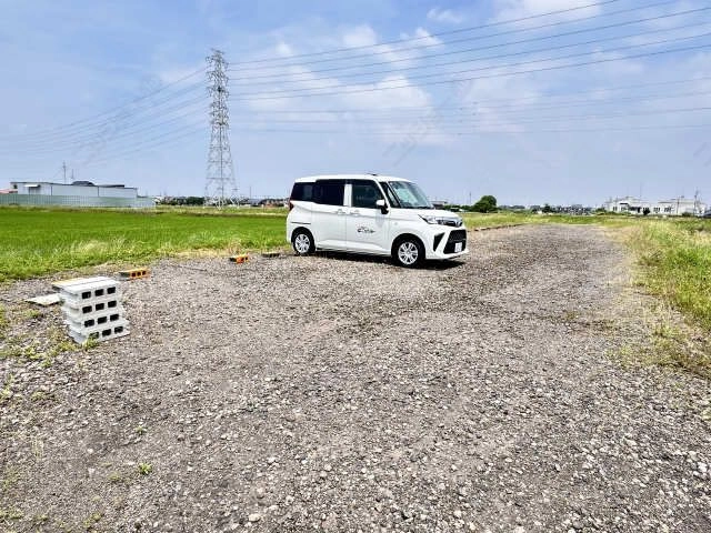 敷地  外駐車場