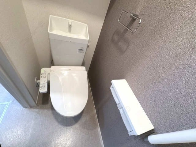 シャワー付トイレ