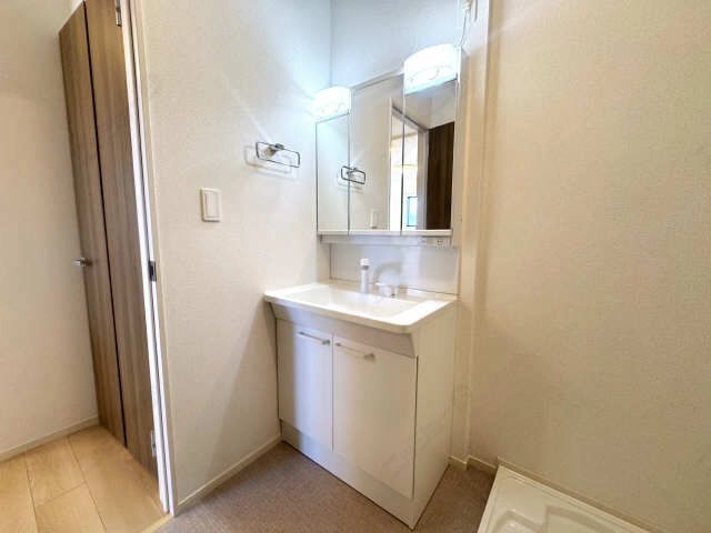 シャワー付洗面台