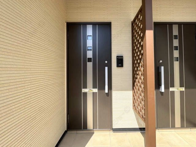 玄関ドア