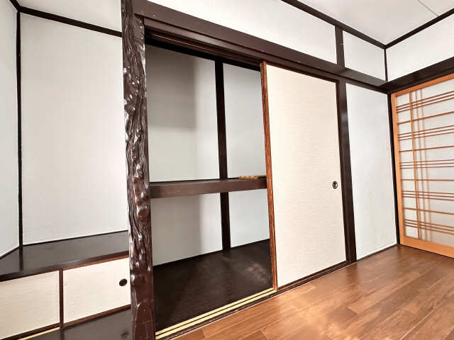 収納（１階東洋室）