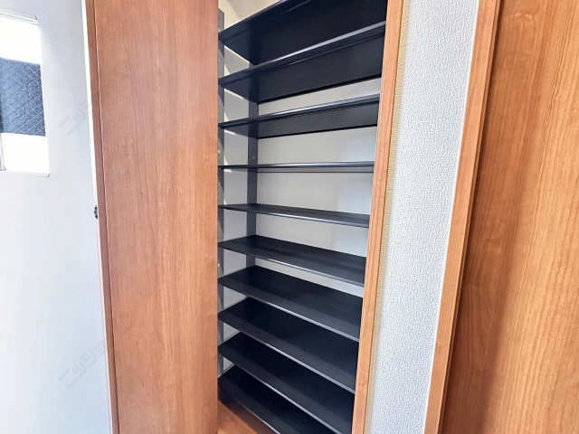 シューズボックス