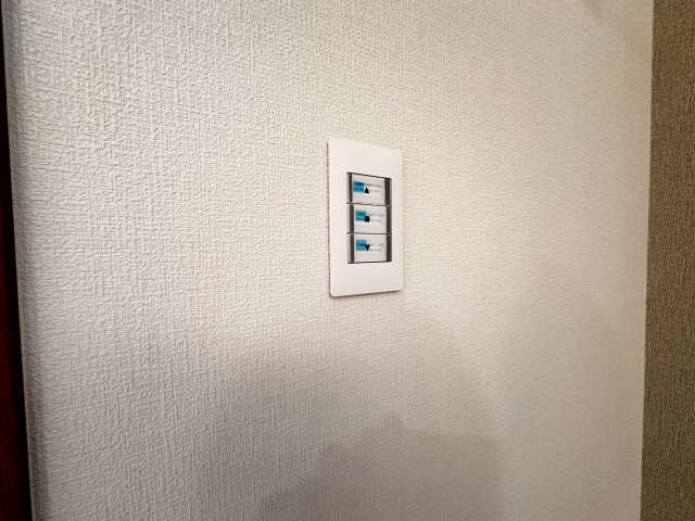 電動シャッター雨戸