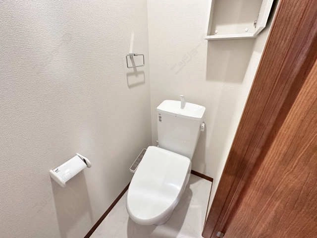 シャワー付トイレ