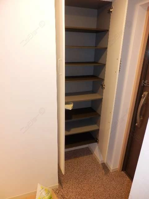 シューズボックス