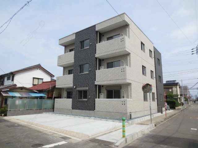 外観（南側）