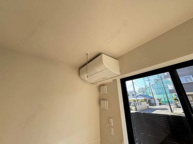 リビングエアコン