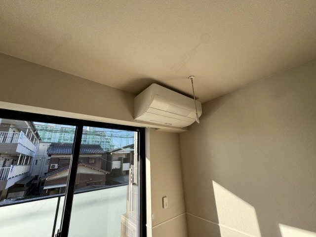 リビングエア  コン