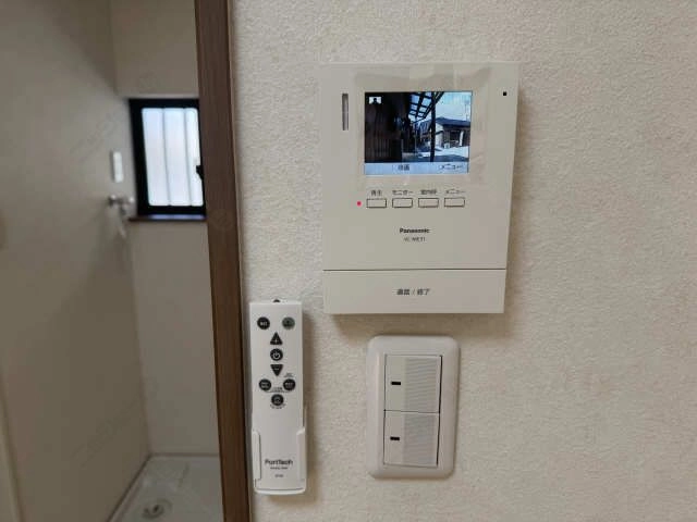 モニター付きインターホン