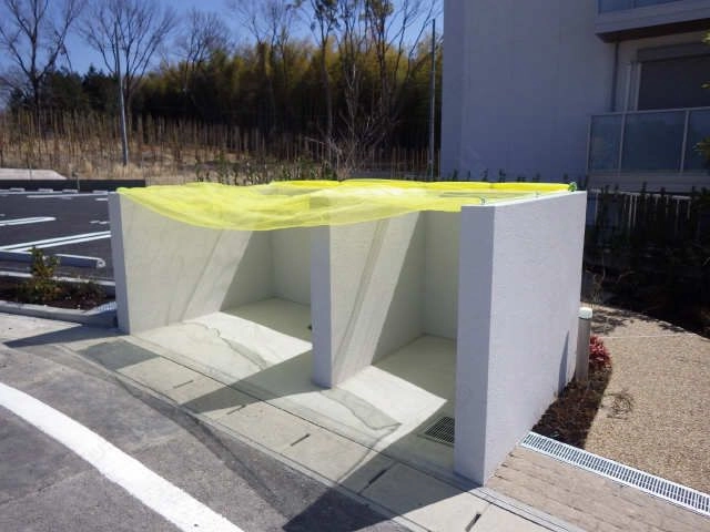 ごみ置き場