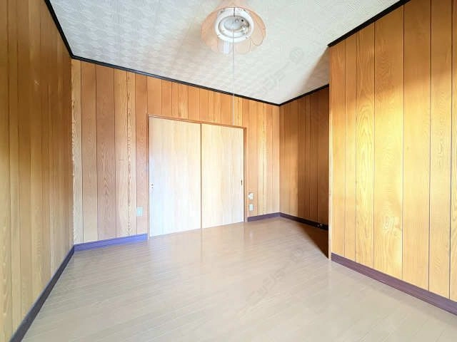 北洋室（照明残置）