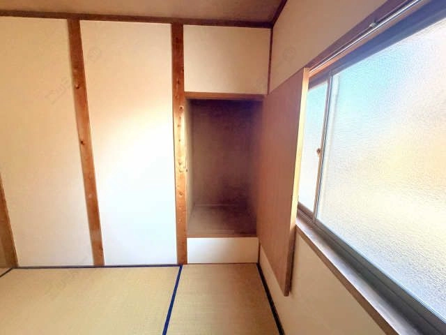 収納（南和室）
