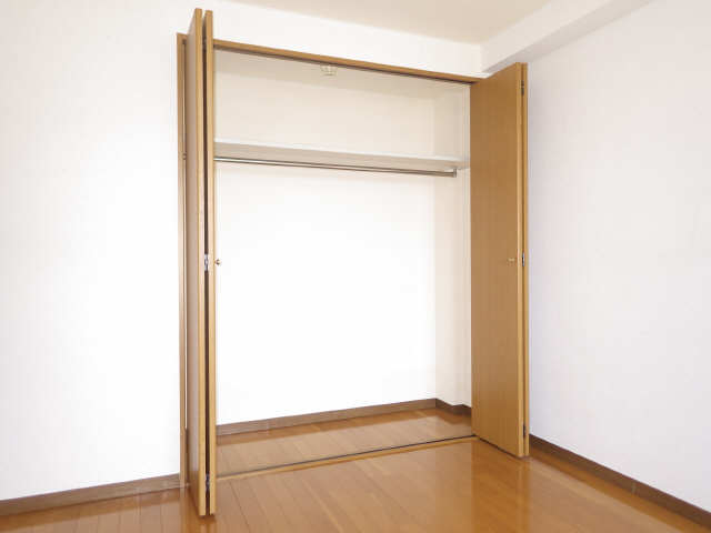 洋室（北）収納