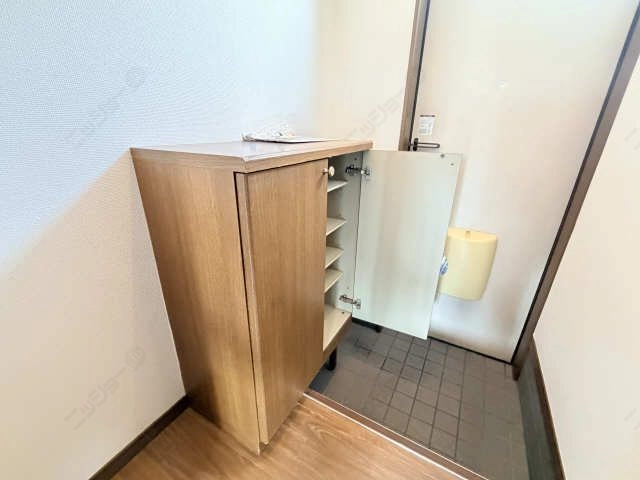 シューズボックス