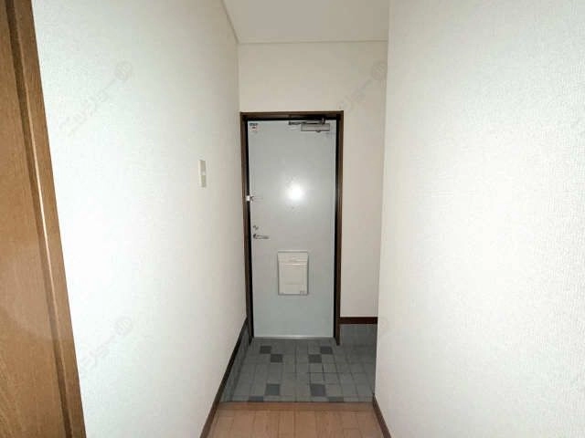 玄関内
