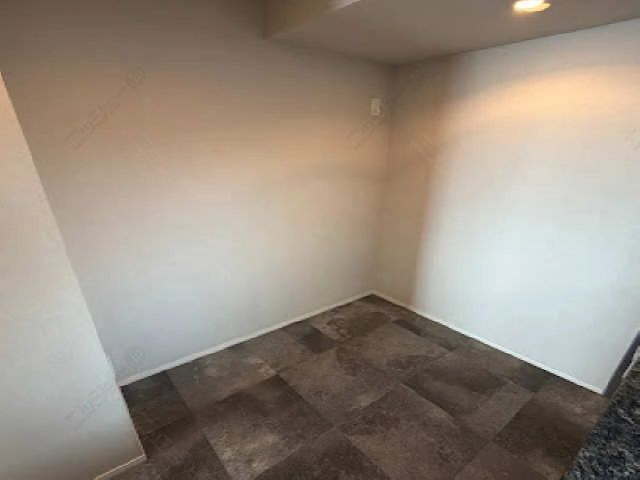 冷蔵庫置き場